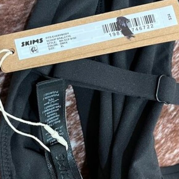 SKIMS Fits Everybody Scoop Bralette Black Seamless Stretch XL - Picture 7 of 10